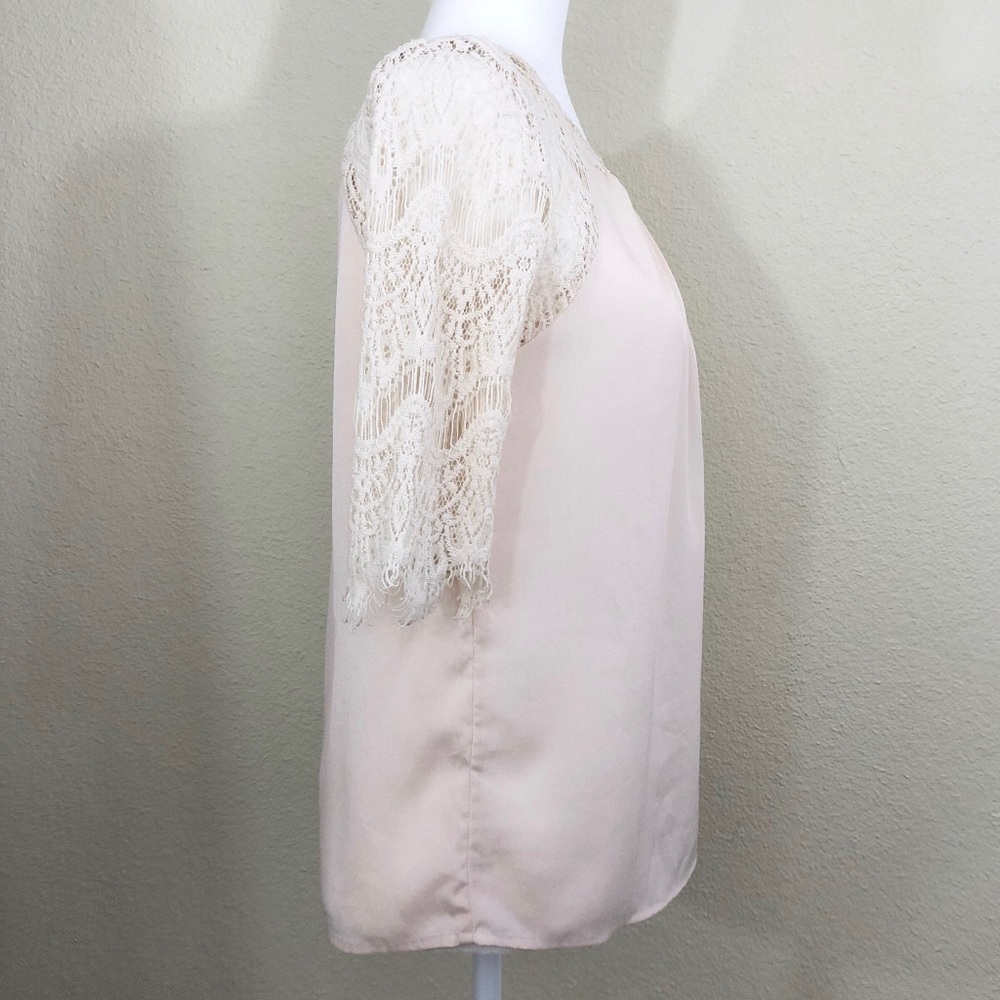 Blouse - Picture 2 of 6